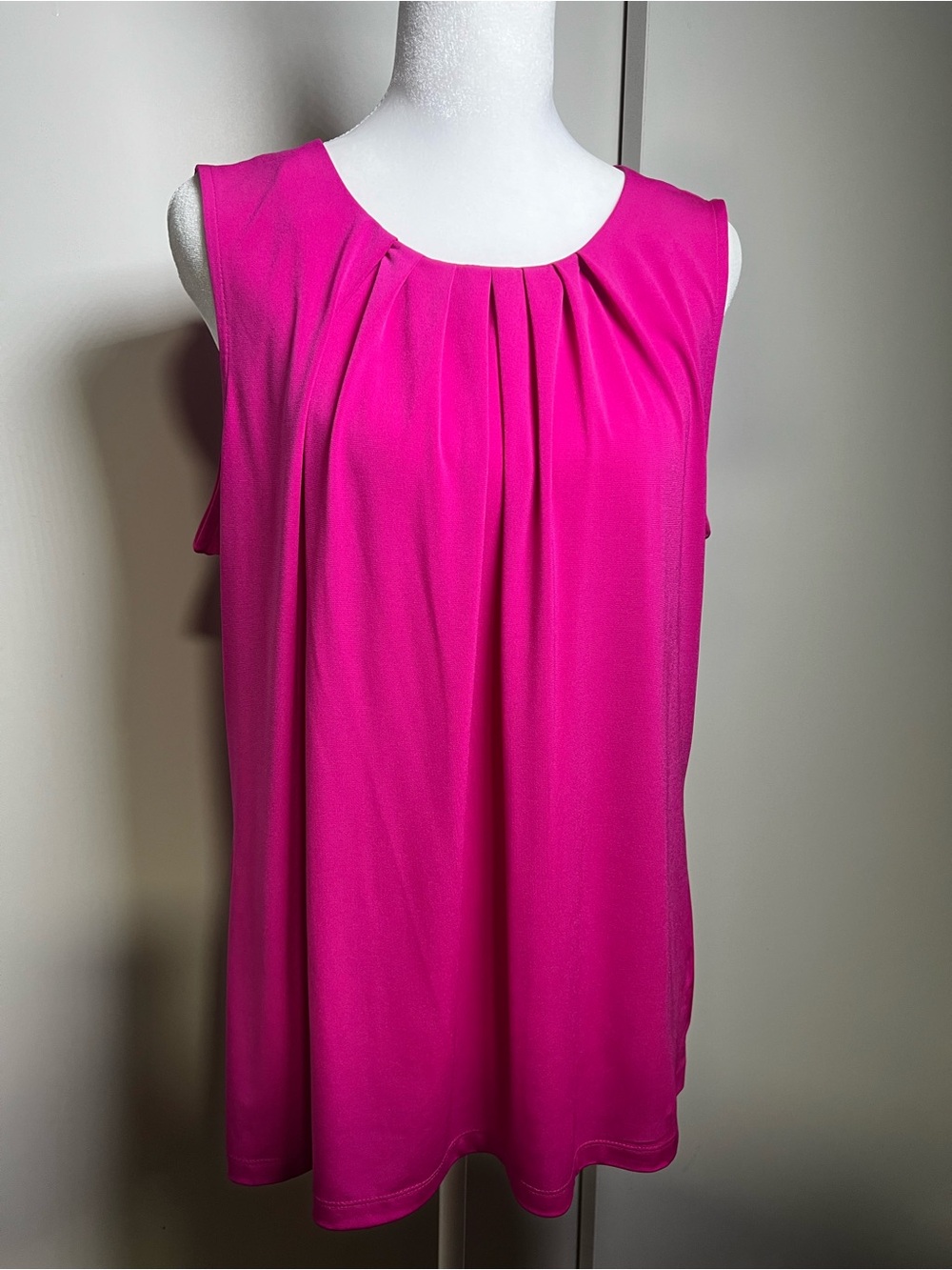 Worthington Hot Pink Pleated Scoop Neck Camisole